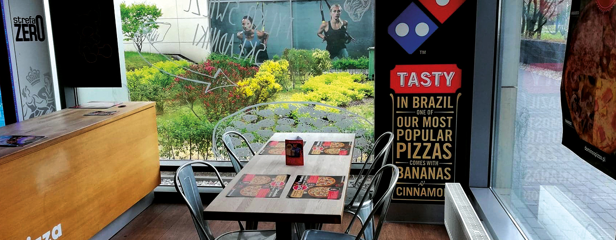 Sala dla gości Dominos Warszawa Tarchomin