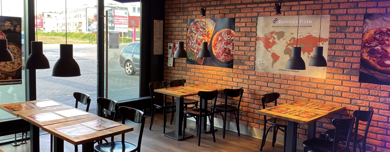 Sala Pizzeria Domino’s we Wrocławiu na ulicy Gagarina