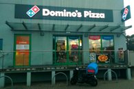 Sala dla gości Dominos Pizza Toruń