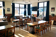 Sala w pizzerii Domino's w Józefowie przy ul Granicznej 10