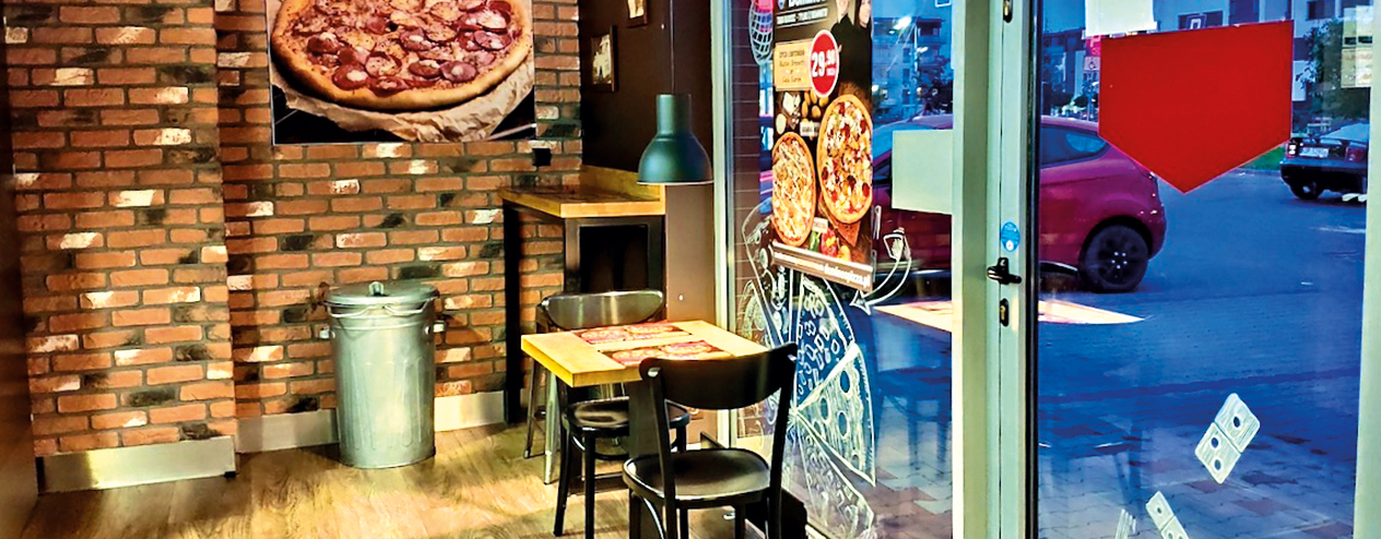 Sala Pizzeria Domino’s w Opolu na ulicy Krzemienieckiej